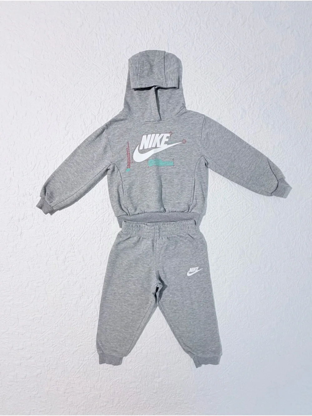 Nike boys two